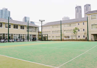 関東国際高等学校画像